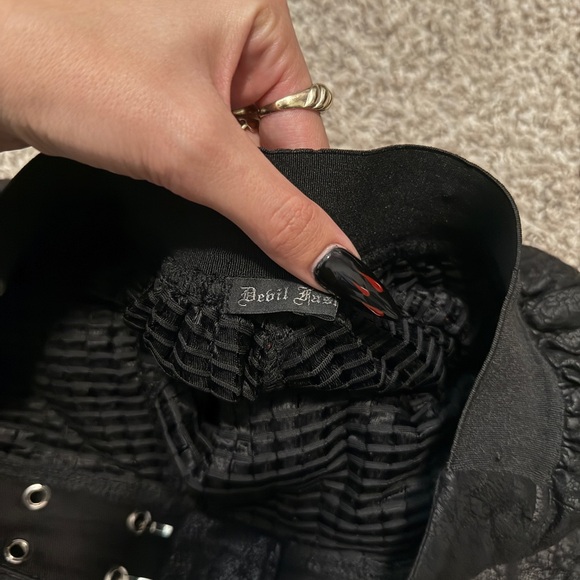 Devil Inspired Red Black Mini Skirt - Picture 3 of 3